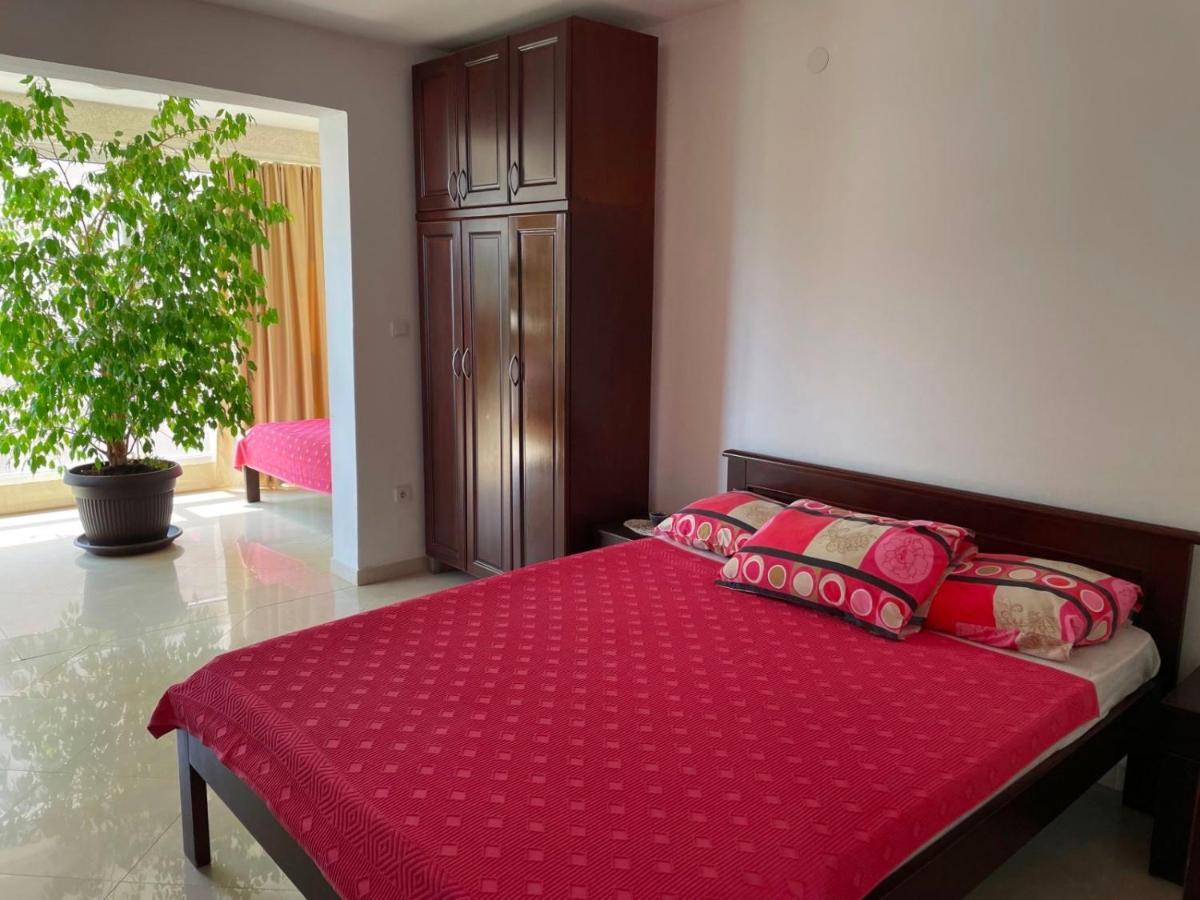 تْشيرسيك نوفي Apartmani Mina المظهر الخارجي الصورة