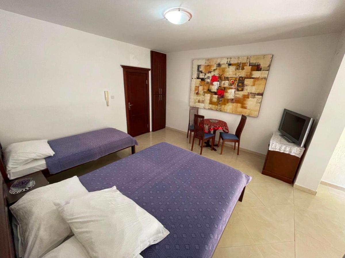 تْشيرسيك نوفي Apartmani Mina المظهر الخارجي الصورة